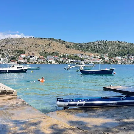 Apartment Bronislovas Rogoznica (Sibenik-Knin)